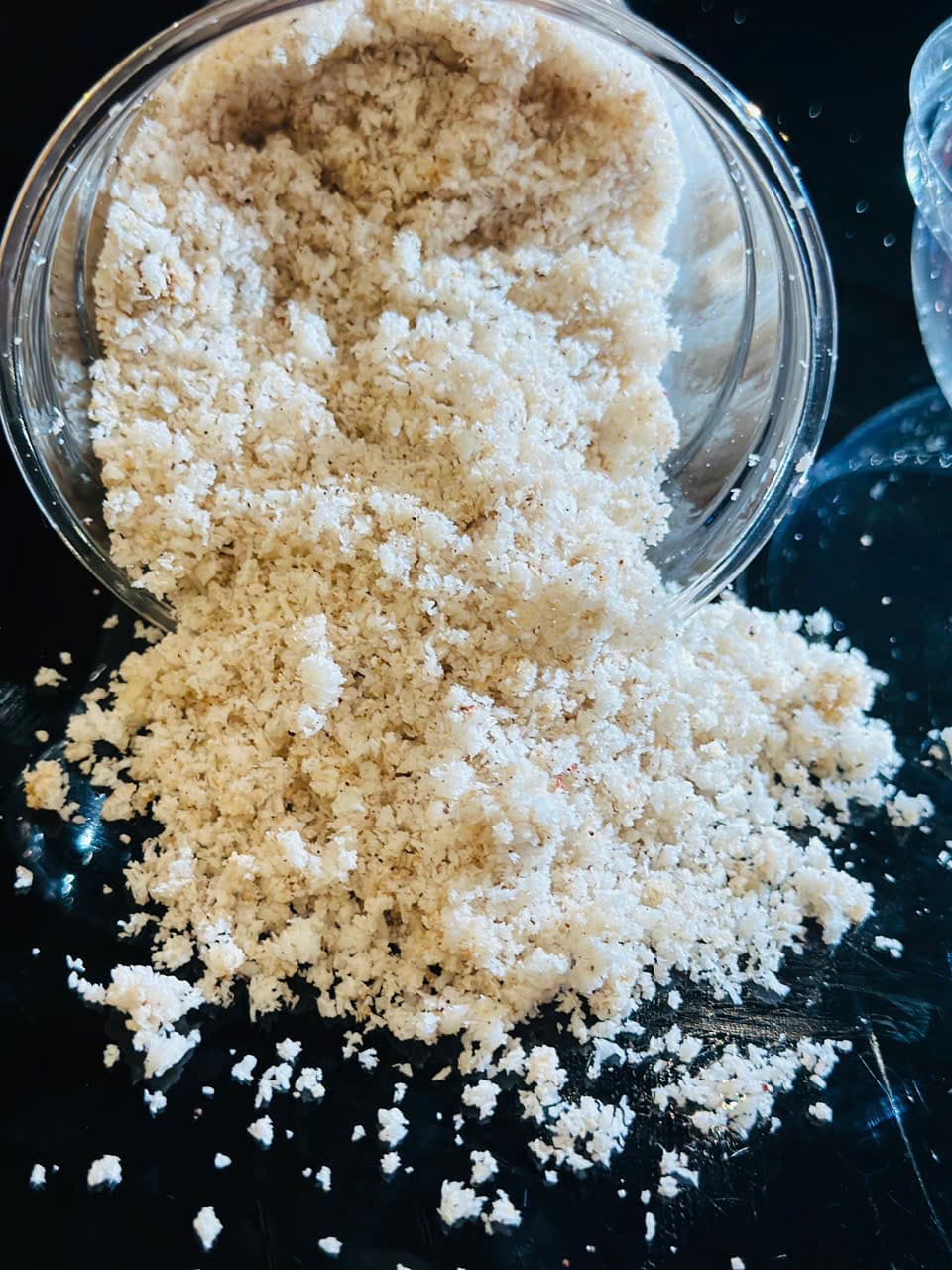 CÁM DỪA TRẮNG
